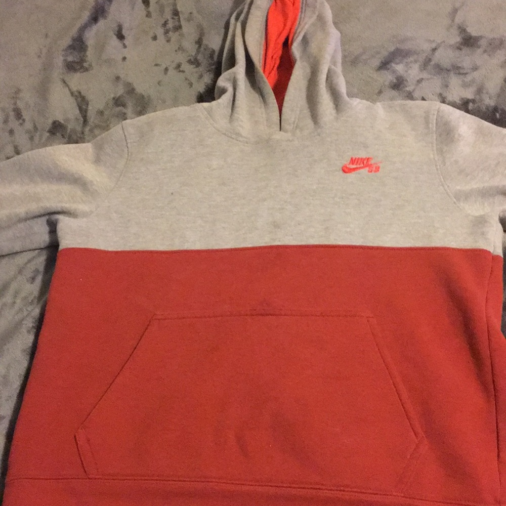 Air nike hoodie for $40